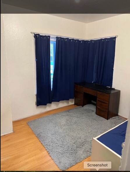 Building Photo - 1780 Le Roy Ave