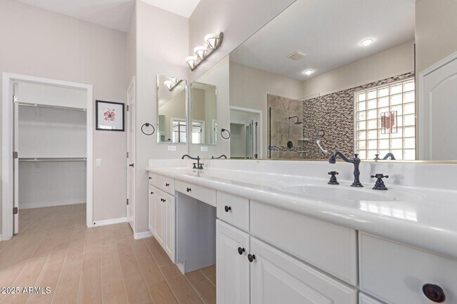 Building Photo - 12835 W Chapala Ct