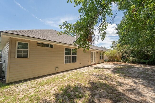 Building Photo - 123 West Tisbury Lane