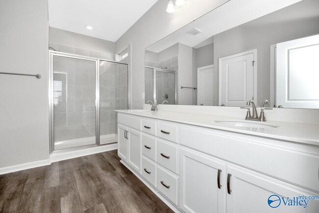 Building Photo - 103 Evergreen Ml Ln