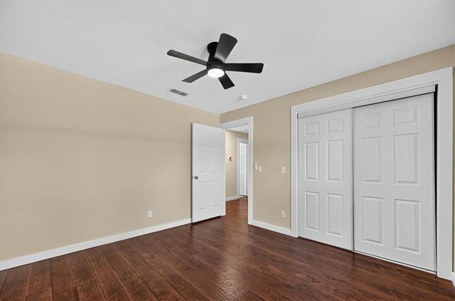 Building Photo - 2816 Pinehurst Dr