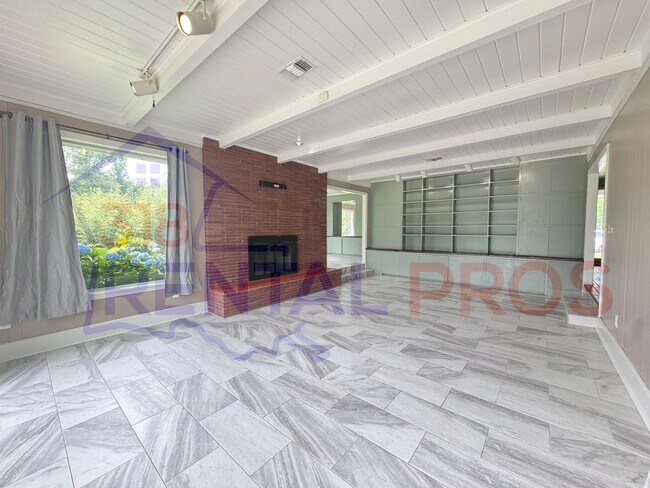 Building Photo - 3 Bed, 2 Bath Home in Ruston