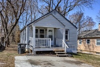 Building Photo - 3224 N 40th St