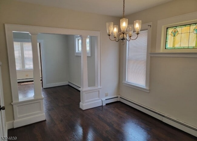 Building Photo - 80 Knapp Ave