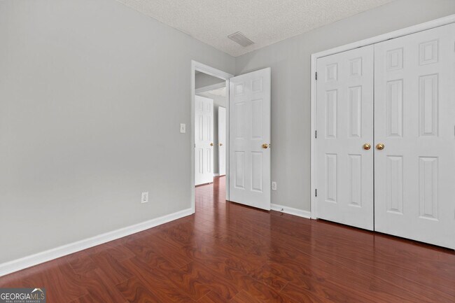 Building Photo - 2315 Hiawassee Dr NW