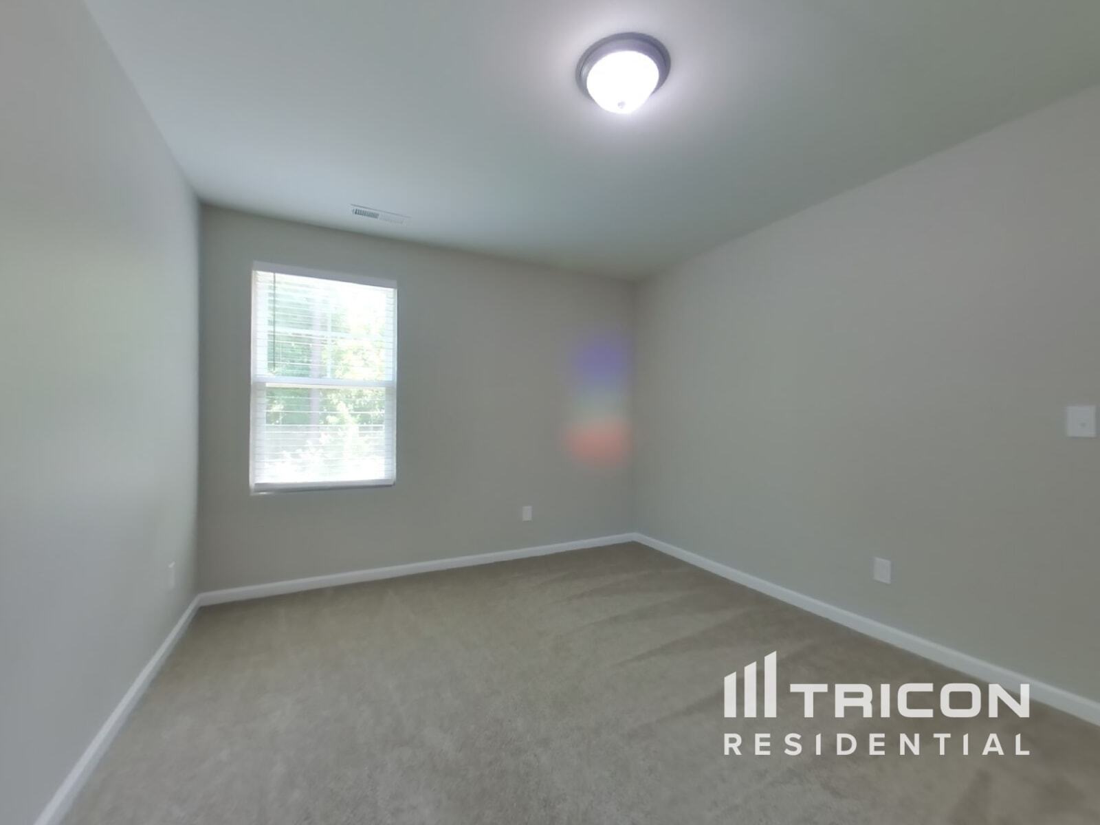Building Photo - 449 Willard Wds Dr