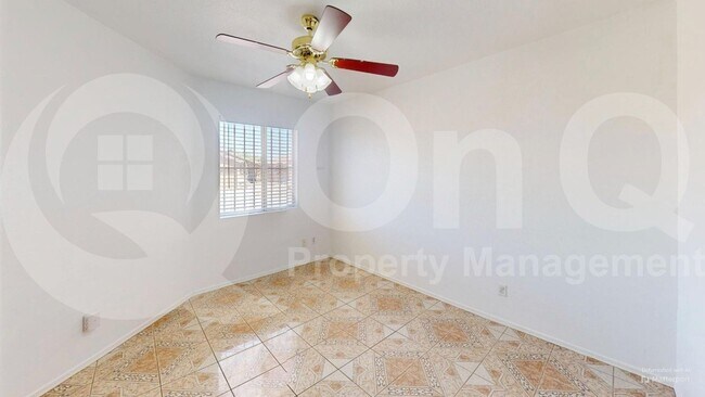 Building Photo - 2152 W Burlwood Way