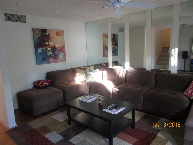 Building Photo - 48728 Desert Flower Dr