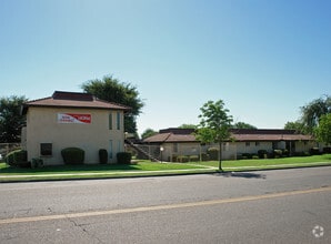 Building Photo - Sunburst Apartments