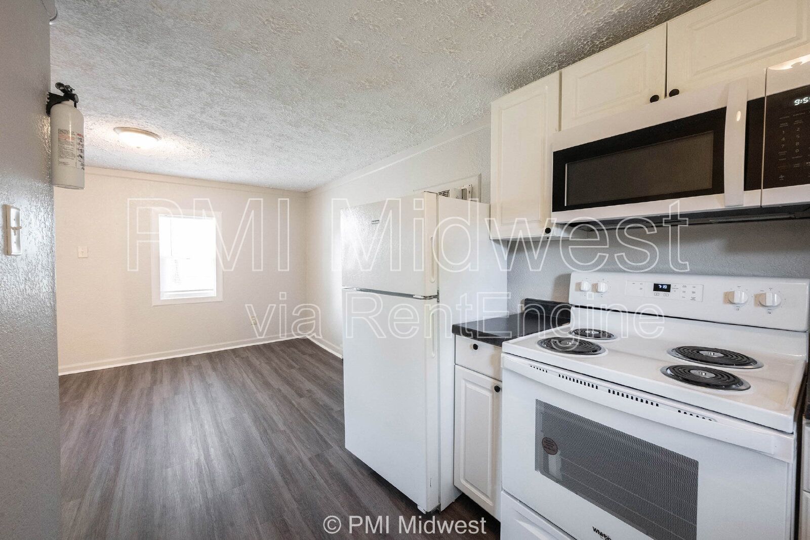 Building Photo - 2142 US-40