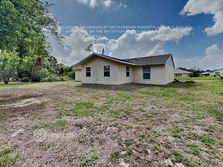 Building Photo - 3834 S Chamberlain Blvd