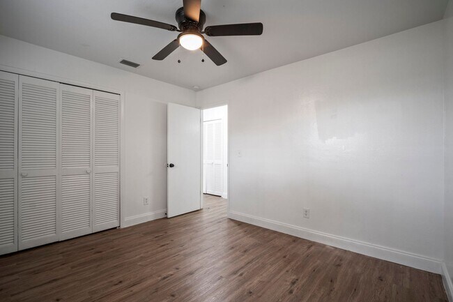 Building Photo - Affordable 2-bedroom, 2-bathroom apartment...