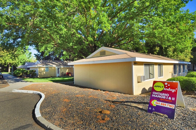 Building Photo - Ontario Manor