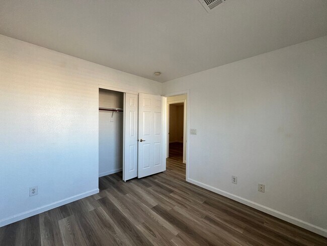 Building Photo - 6577 E Escatawpa Bay Ct