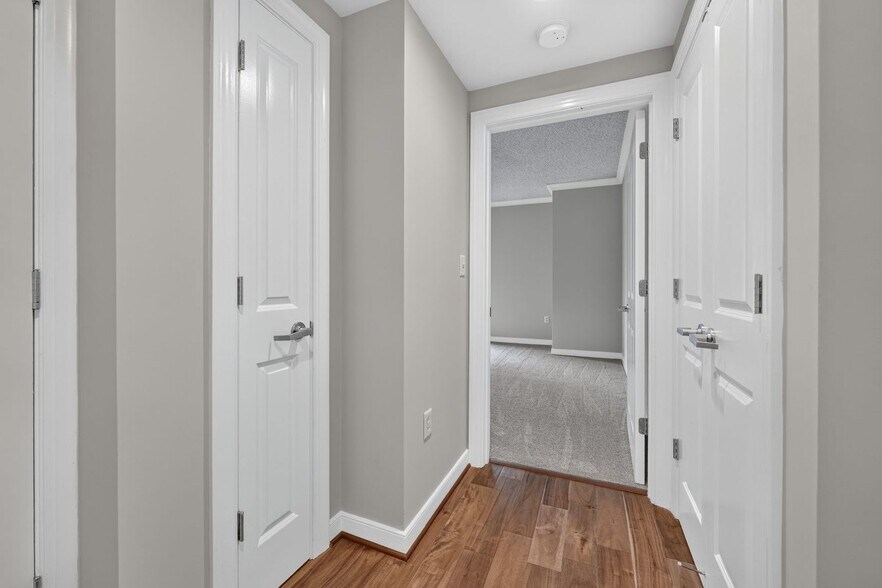 Building Photo - 777 7th St NW