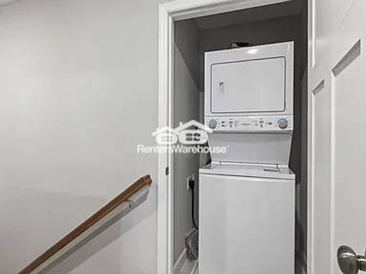 Building Photo - 25584 3rd St W