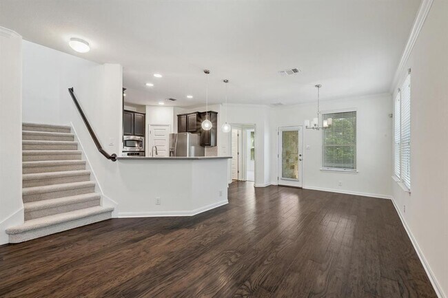 Building Photo - 503 S Meadowlark St