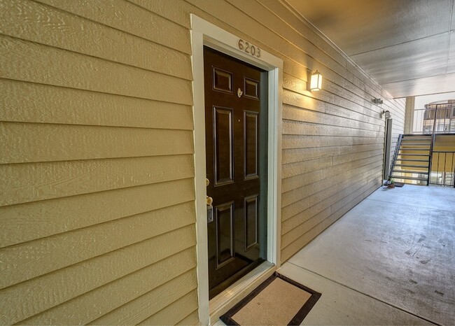 Building Photo - 3231 Allen Pkwy