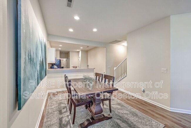 Building Photo - 8800 Dorchester Rd