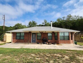 Building Photo - 21600 Long Hill Dr