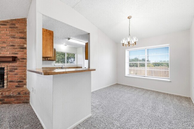 Building Photo - 10434 Shallow Crossing