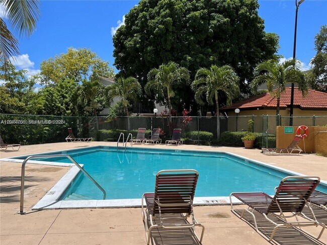 Building Photo - 15600 SW 80th St