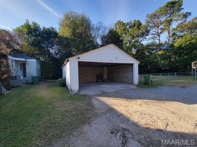 Building Photo - 7 Calhoun Rd