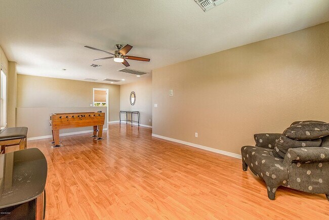 Building Photo - 13127 N Deergrass Dr