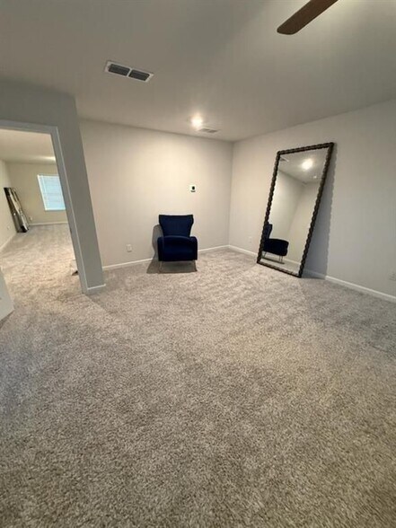 Building Photo - 3938 Dean Grv Wy