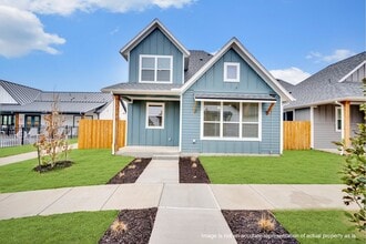 Building Photo - 10143 Danielson Grv Dr