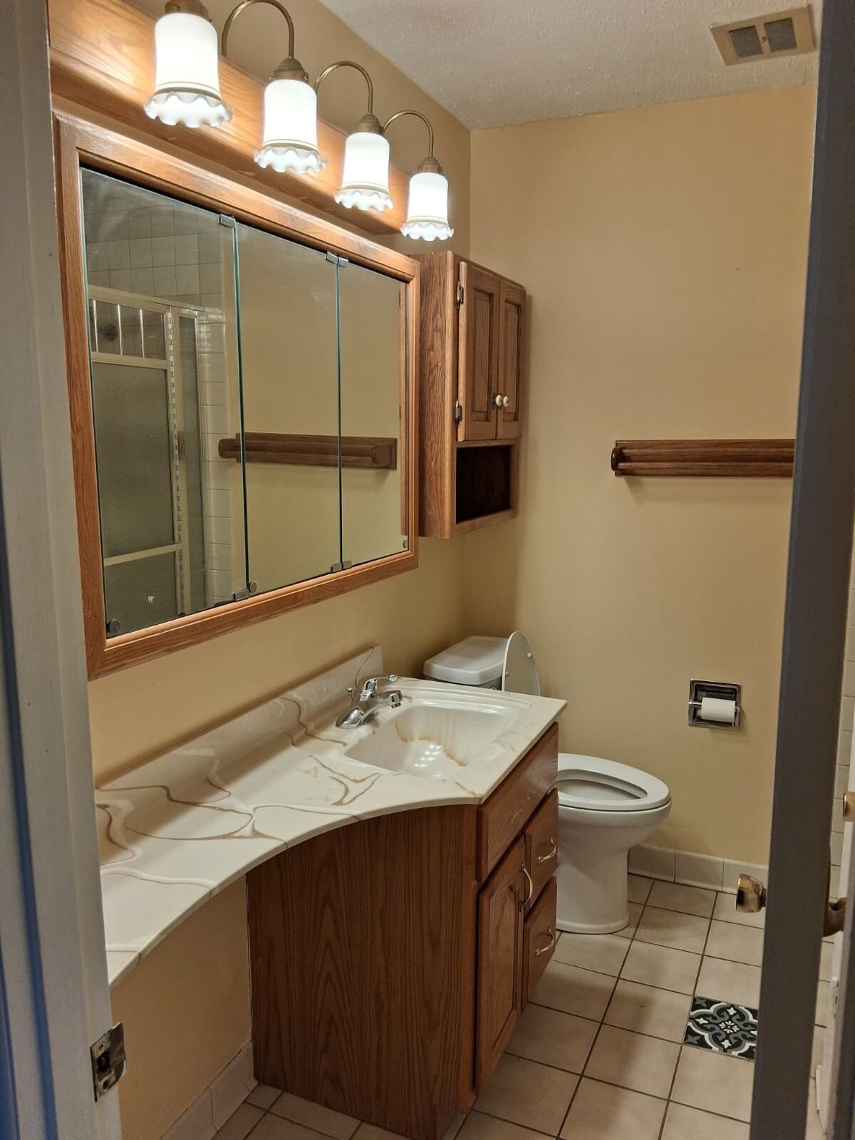 Building Photo - 2275 N Cable Rd