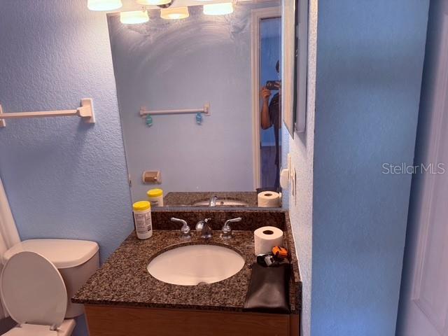 Building Photo - 911 Valmar St