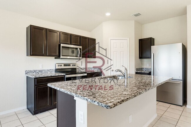 Building Photo - Home in Bunny Trail Village