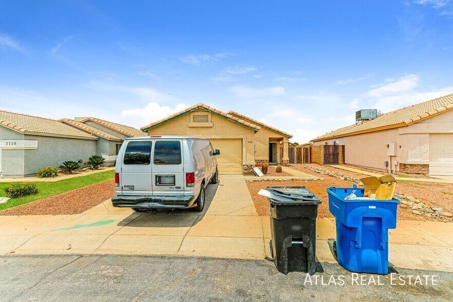 Building Photo - 3106 W Lone Cactus Dr