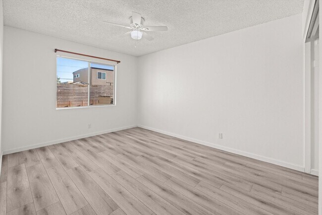 Building Photo - 6685 Sabado Tarde Rd