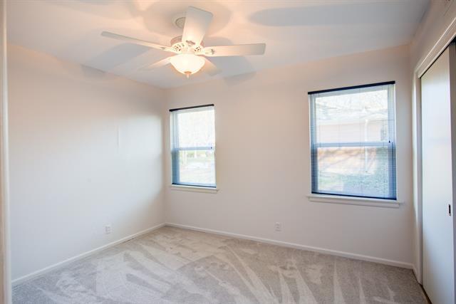 Building Photo - 729 Dumont Dr