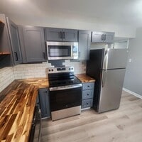 Building Photo - 108 Lindsay St