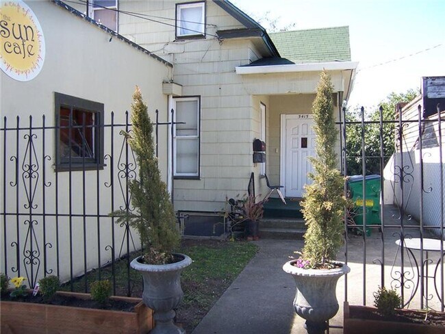 Building Photo - ar5415