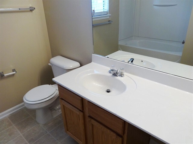 Building Photo - 114 Elbow Cir