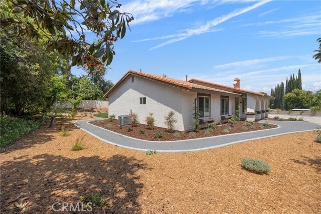 Building Photo - 114 Cascade Ct