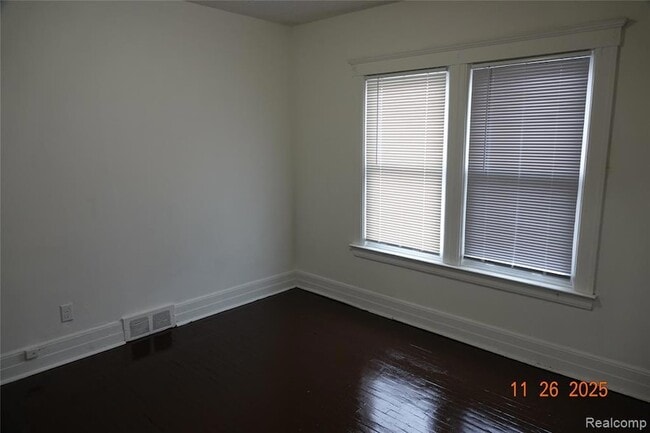 Building Photo - 12851 2nd Ave