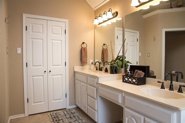 Building Photo - 200 Supreme Ct