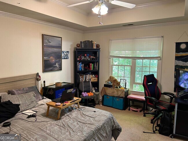 Building Photo - 174 Spring Lake Dr