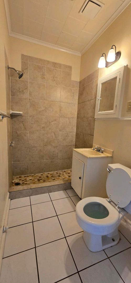 Building Photo - Available Now! 1 Bedroom 1 Bath Within Walking Distance of Downtown Tyler!