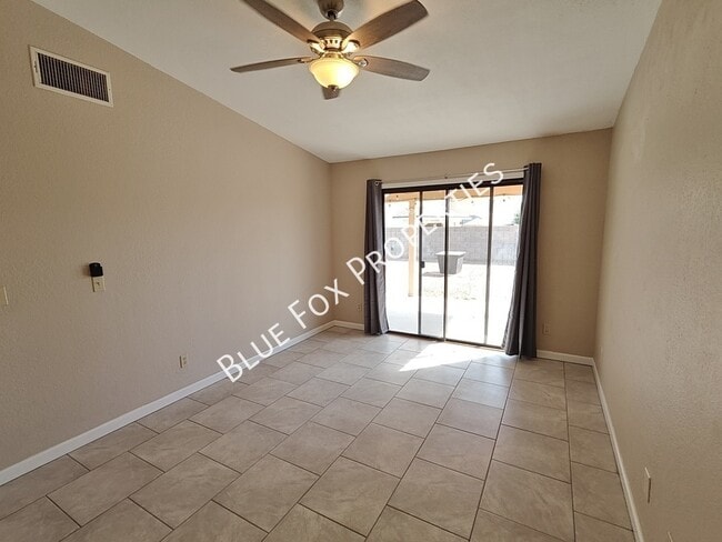 Building Photo - 5189 W Aquamarine St