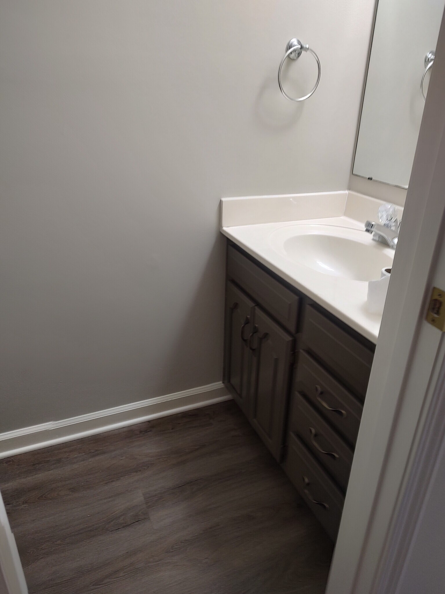 half bath - 210 W 17th St