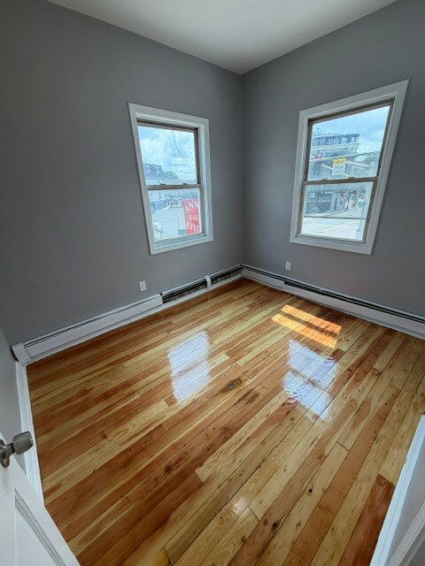 Building Photo - 559 Dorchester Ave