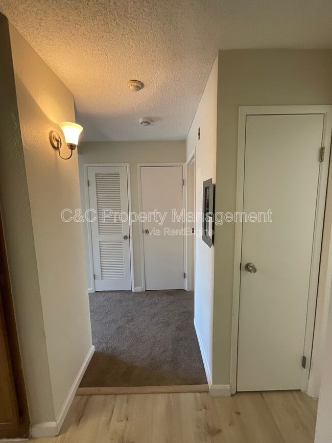 Building Photo - 6254 Joaquin Murieta Ave