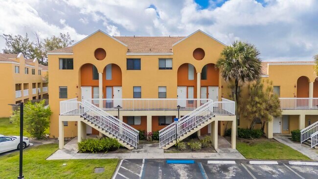 Building Photo - 5200 NW 31st Ave