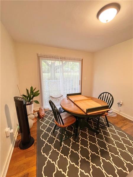 Building Photo - 454 Franklin St